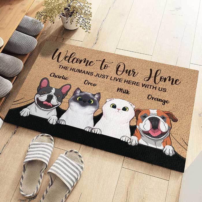 Pet Parade Personalized Decorative Doormat (Cat & Dog)